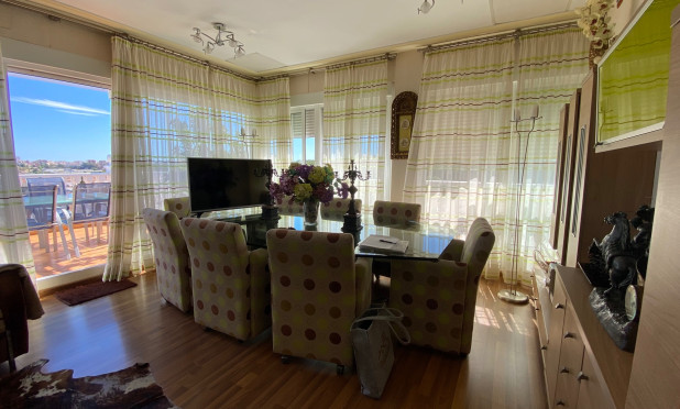 Resale - Apartment / flat - Guardamar del Segura - El Edén