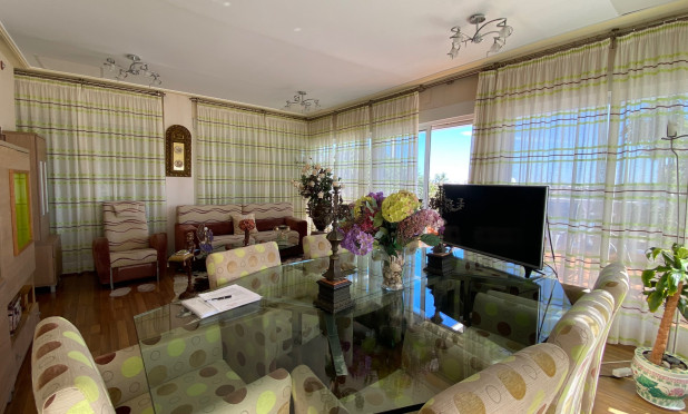 Resale - Apartment / flat - Guardamar del Segura - El Edén