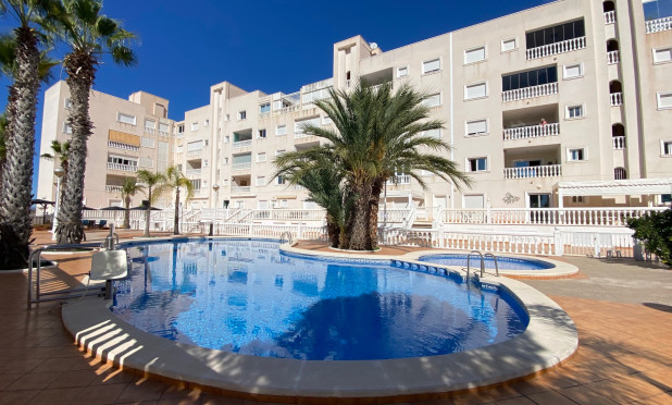 Resale - Apartment / flat - Guardamar del Segura - El Edén