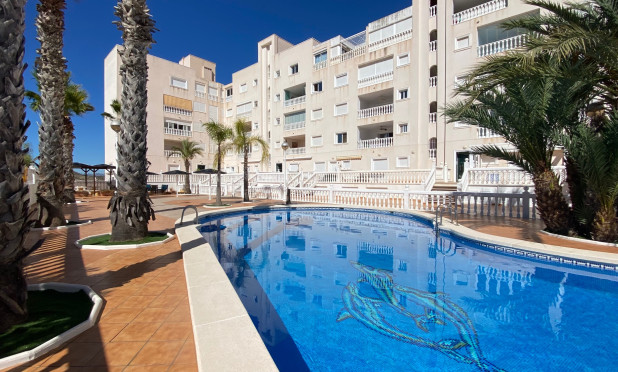 Resale - Apartment / flat - Guardamar del Segura - El Edén