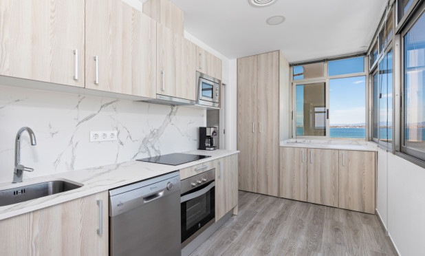 Odsprzedaż - Mieszkanie w bloku - La Manga del Mar Menor - La Manga Del Mar Menor