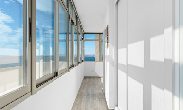 Odsprzedaż - Mieszkanie w bloku - La Manga del Mar Menor - La Manga Del Mar Menor