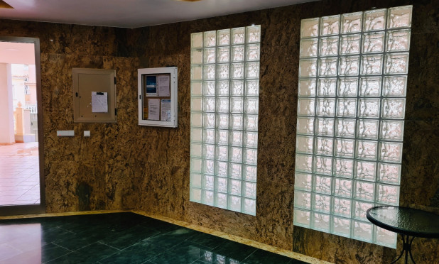 Resale - Apartment / flat - Guardamar del Segura - El Moncayo