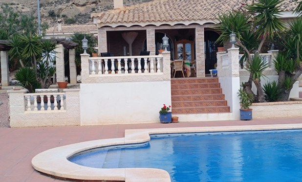 Odsprzedaż - Villa - Fortuna