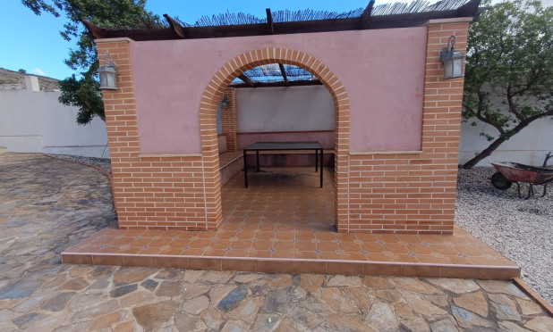 Odsprzedaż - Villa - Fortuna