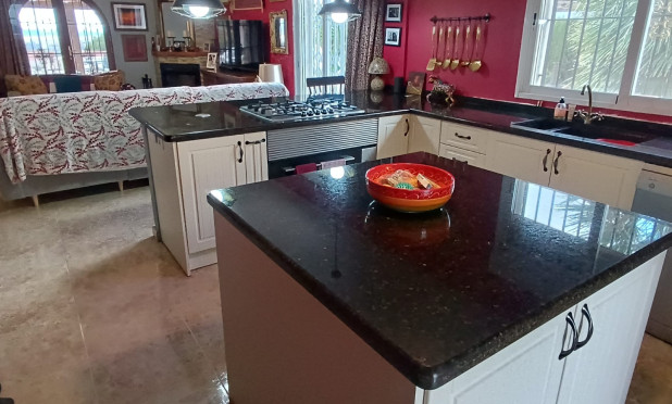 Odsprzedaż - Villa - Fortuna