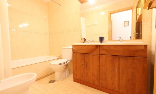 Resale - Townhouse - Orihuela Costa - Punta Prima