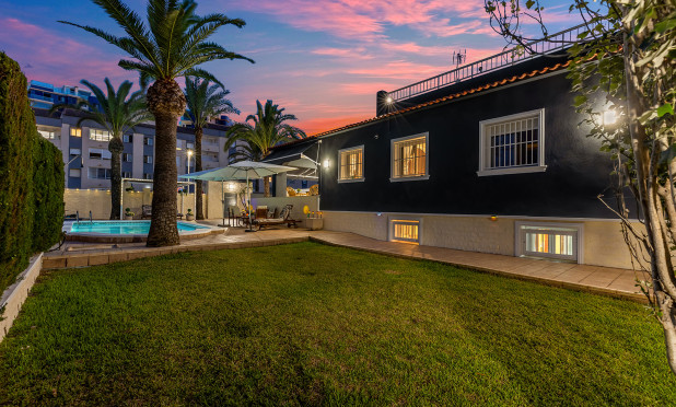 Resale - Villa - Torrevieja - Rocio del Mar