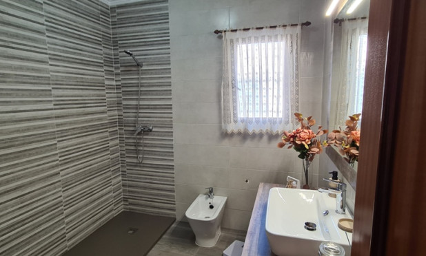 Herverkoop - Villa - Orihuela - La Matanza