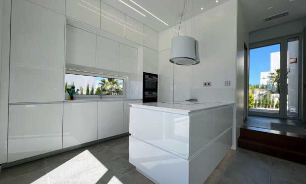 Resale - Villa - Las Colinas Golf Resort - Las Colinas Golf