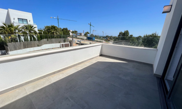 Resale - Villa - Las Colinas Golf Resort - Las Colinas Golf