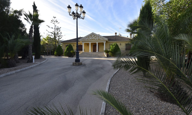 Resale - Finca / Country Property - La Matanza