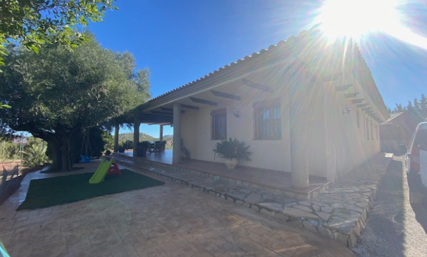 Herverkoop - Finca / Landelijk eigendom - Murcia