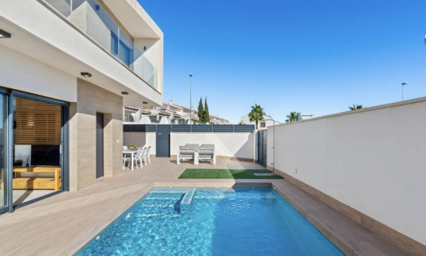 Reventa - Villa - San Miguel de Salinas