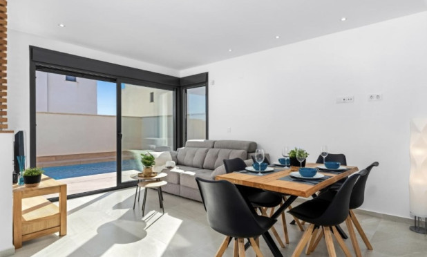 Reventa - Villa - San Miguel de Salinas