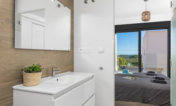 Reventa - Villa - San Miguel de Salinas