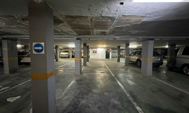 Resale - Parking - Port d'Andratx - Andratx