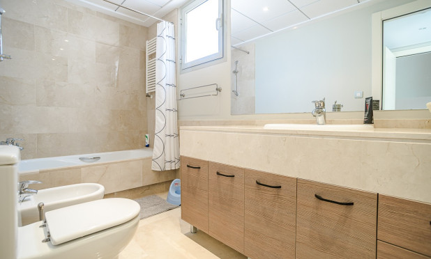 Resale - Villa - San Miguel de Salinas - Las Colinas Golf