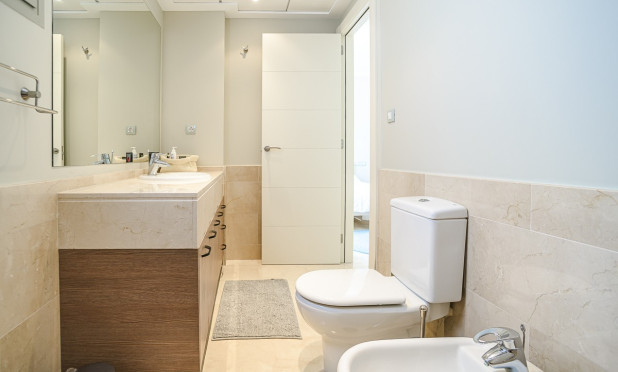 Resale - Villa - San Miguel de Salinas - Las Colinas Golf