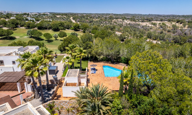 Resale - Villa - San Miguel de Salinas - Las Colinas Golf