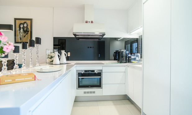 Resale - Apartment / flat - Pilar de la Horadada - Lo Romero Golf