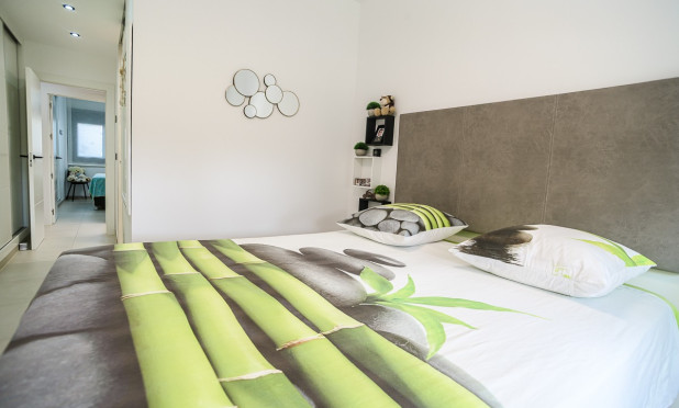 Resale - Apartment / flat - Pilar de la Horadada - Lo Romero Golf