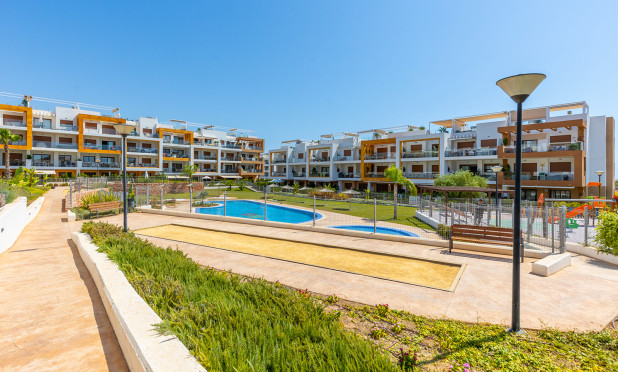 Resale - Apartment / flat - Orihuela Costa - Villamartín