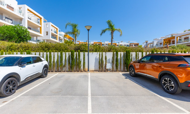 Resale - Apartment / flat - Orihuela Costa - Villamartín