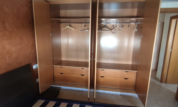 Herverkoop - Herenhuis - Els Poblets