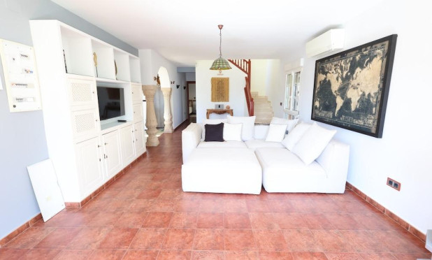 Resale - Villa - Orihuela Costa - Villamartín