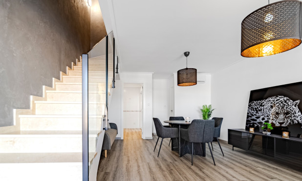 Reventa - Adosado - Los Balcones