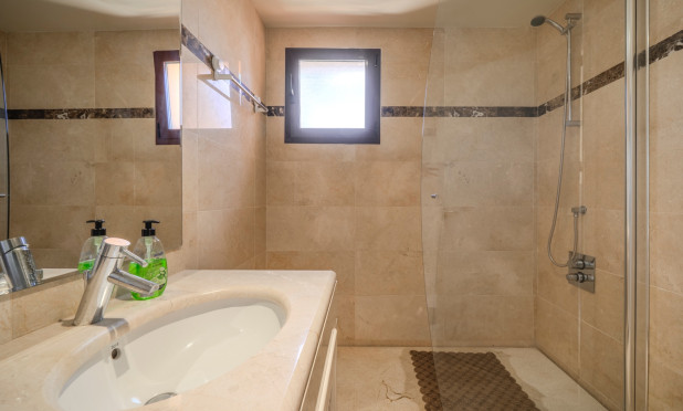 Resale - Apartment / flat - Los Alcazares - Los Montesinos