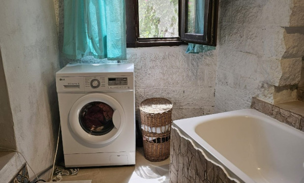 Odsprzedaż - Villa - Pedreguer