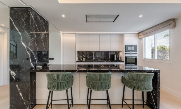 Obra nueva - Villa - Marbella