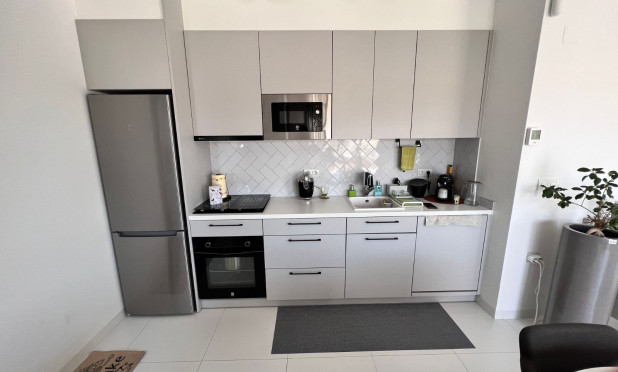 Resale - Apartment / flat - San Miguel de Salinas