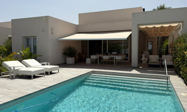 Resale - Villa - Algorfa - La Finca Golf