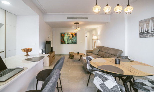 Resale - Apartment / flat - Torrevieja - Playa del Cura