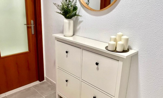 Reventa - Apartamento / piso - Benidorm - Centro