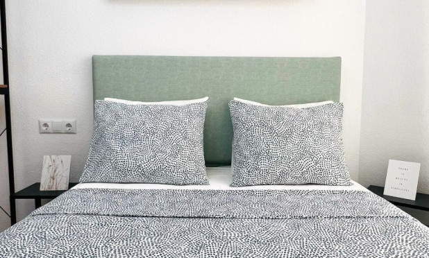 Reventa - Apartamento / piso - Benidorm - Centro