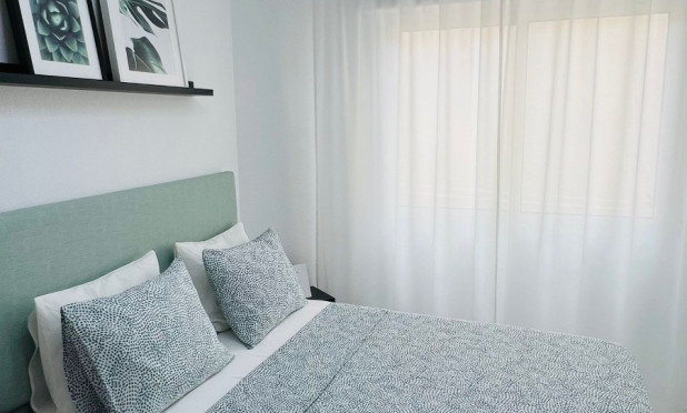 Reventa - Apartamento / piso - Benidorm - Centro