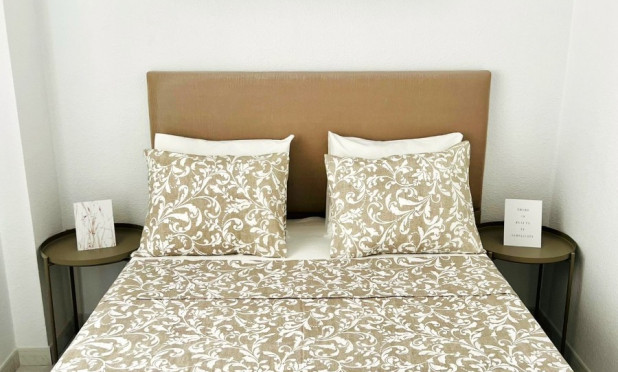 Reventa - Apartamento / piso - Benidorm - Centro