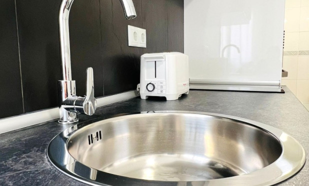 Reventa - Apartamento / piso - Benidorm - Centro