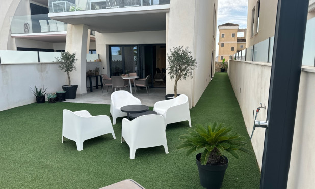 Resale - Apartment / flat - Ciudad Quesada