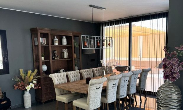 Resale - Villa - San Fulgencio - La Marina