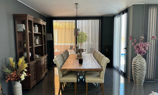 Resale - Villa - San Fulgencio - La Marina