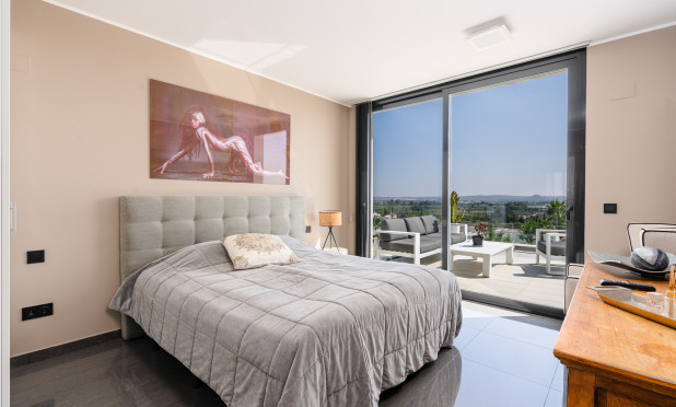 Resale - Villa - San Fulgencio - La Marina