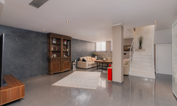 Resale - Villa - San Fulgencio - La Marina