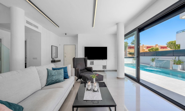 Herverkoop - Villa - Guardamar del Segura - Guardamar Del Segura