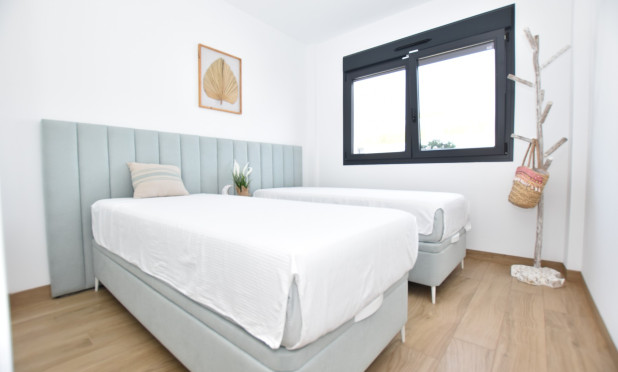 Resale - Apartment / flat - Torrevieja - Los Balcones