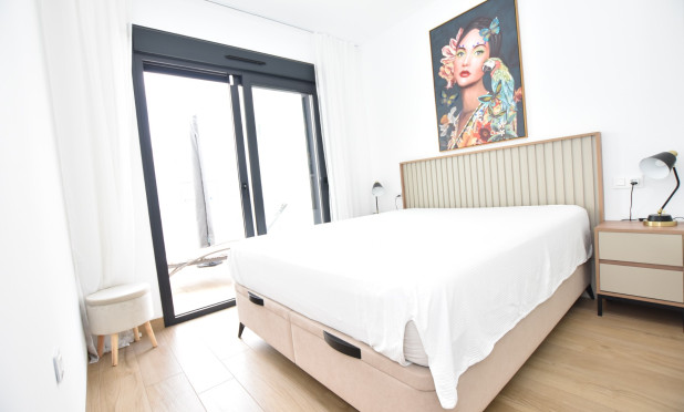 Resale - Apartment / flat - Torrevieja - Los Balcones